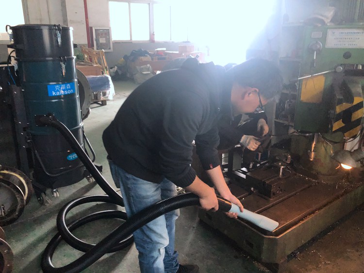 HY-120L脉冲反吹工业吸尘器案例实拍图